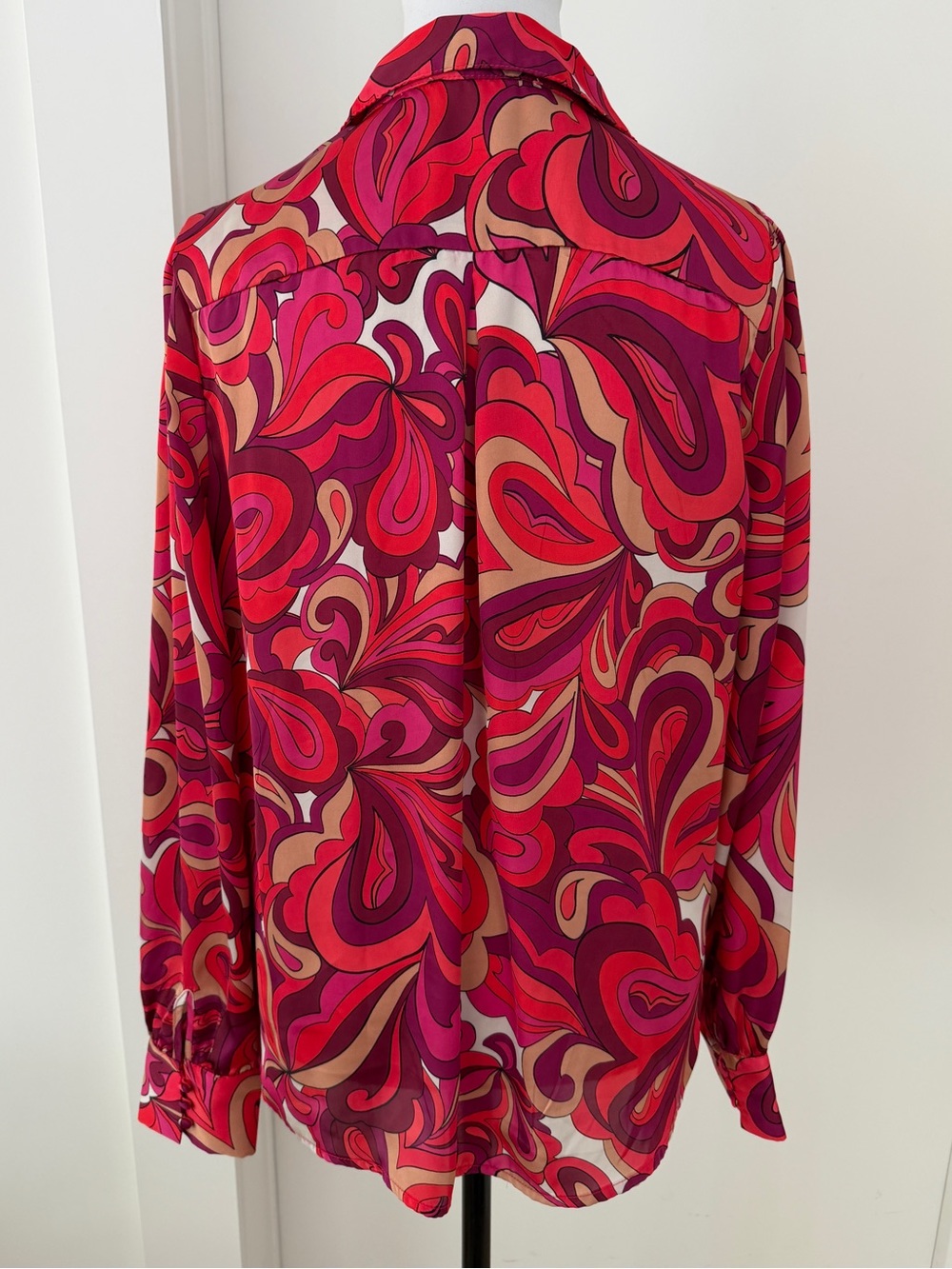 HAVER & BLAIR London Blouse Satin Colourful Swirl Long Sleeve Button Front Chic - Picture 4 of 15